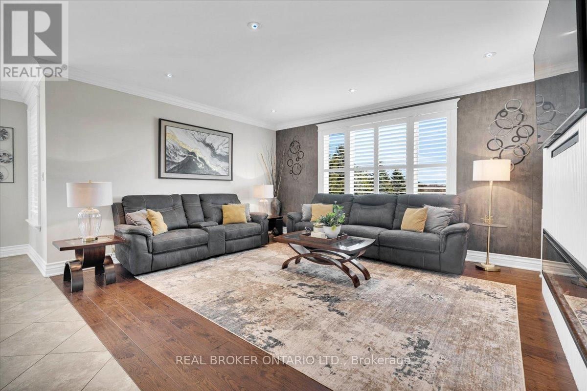 13475 FOURTH LINE Image 19