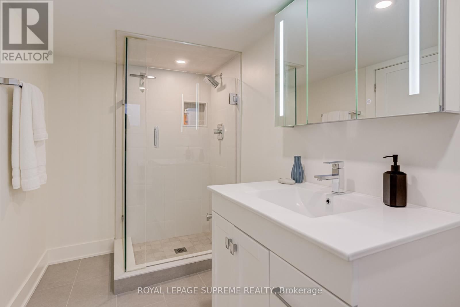 21 MURRAY STREET Image 15