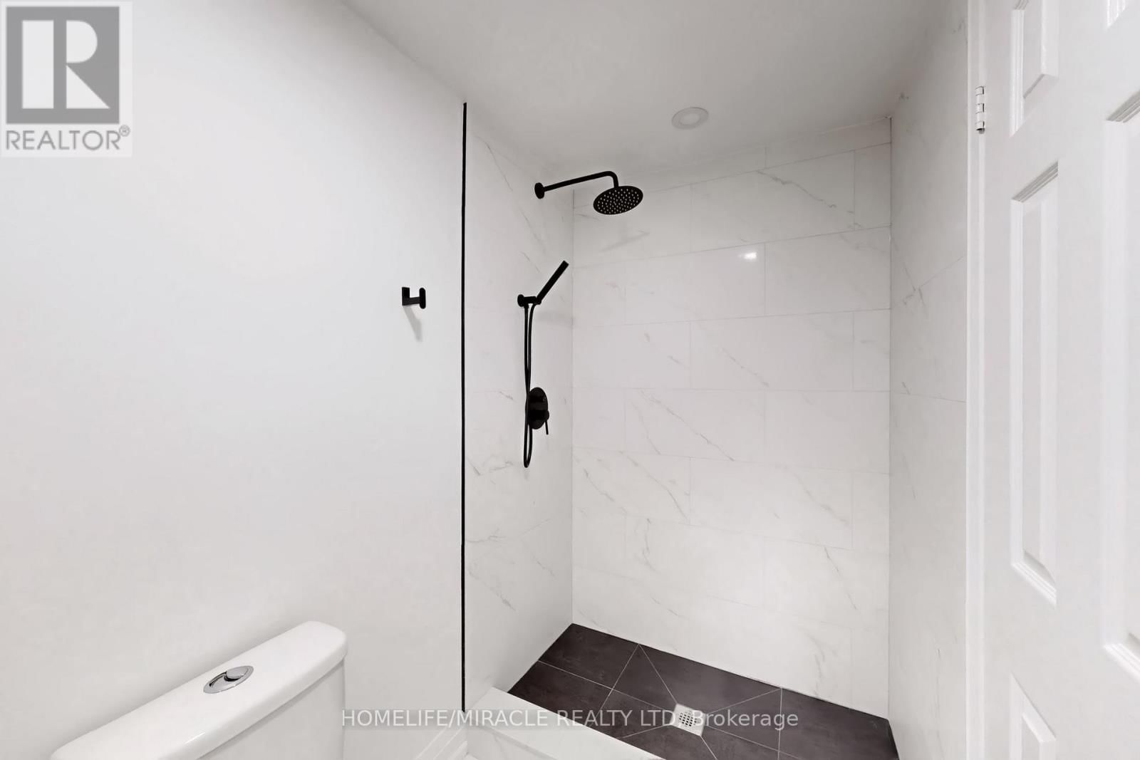 14 RODWELL COURT Image 36