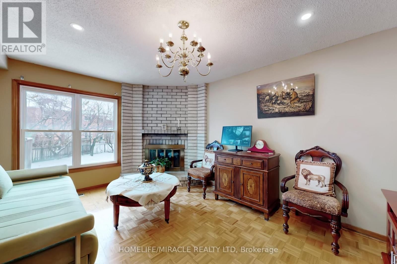 14 RODWELL COURT Image 5