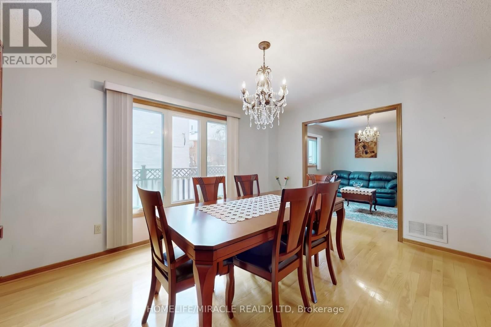 14 RODWELL COURT Image 8