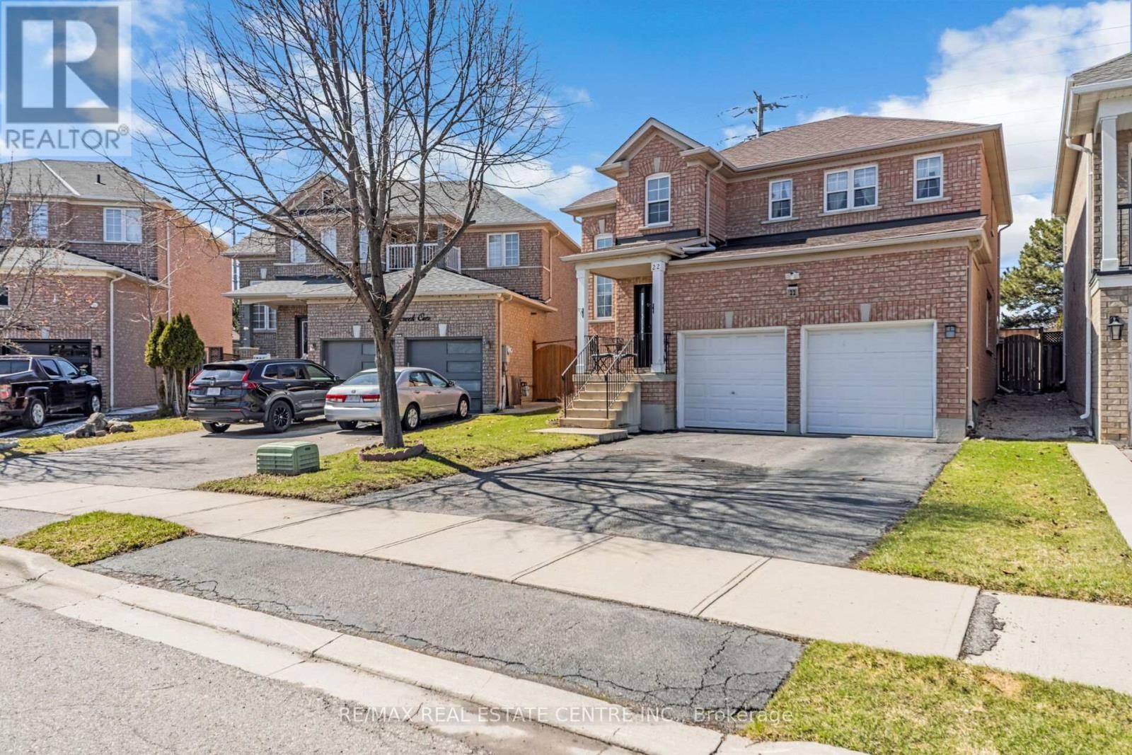 22 MISTYCREEK CRESCENT Image 2