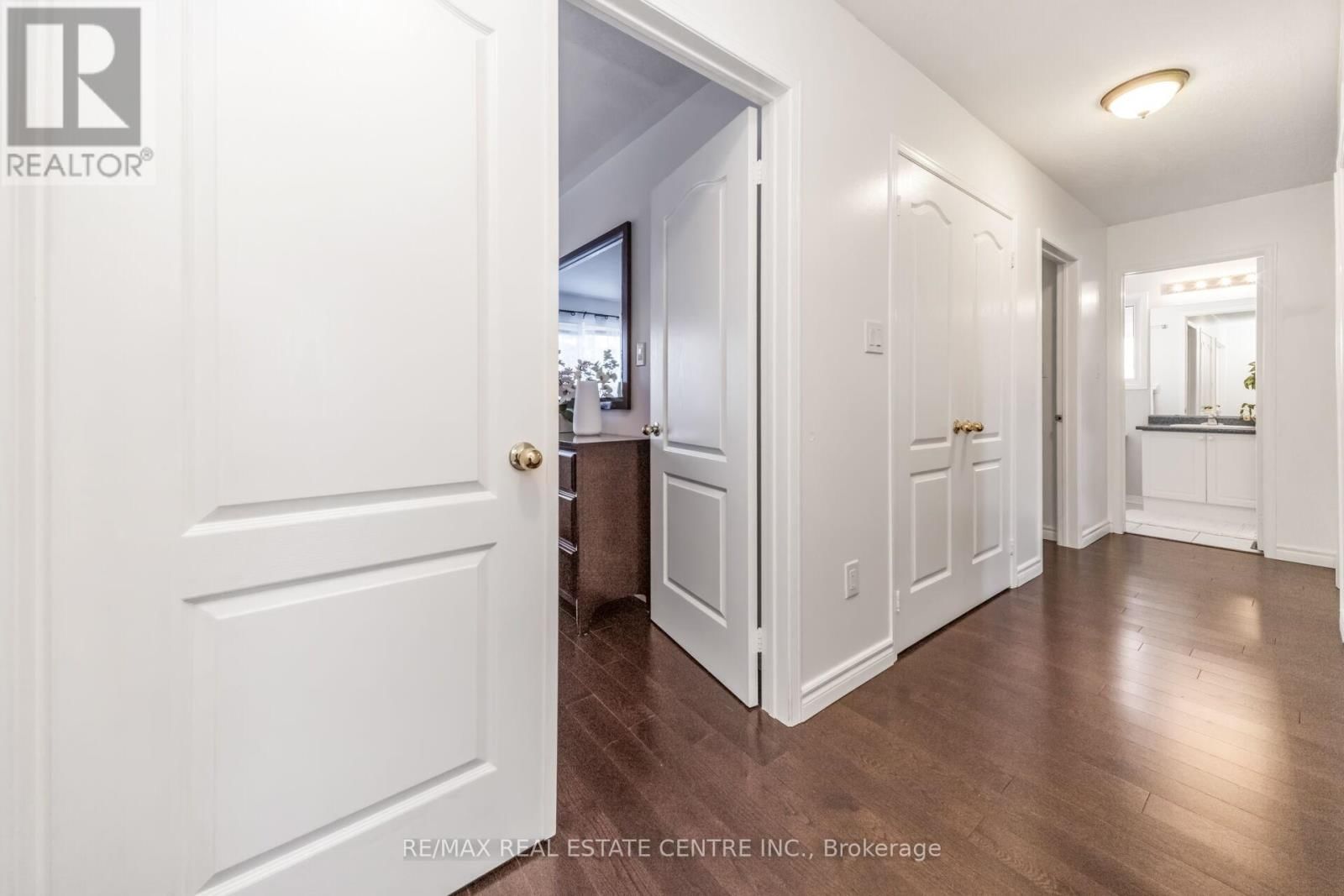 22 MISTYCREEK CRESCENT Image 23