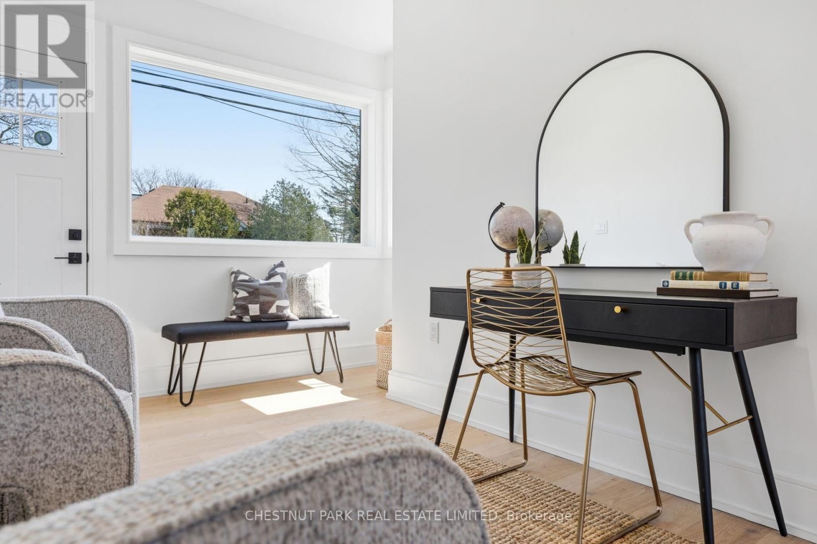 86 EDGECROFT ROAD Image 19