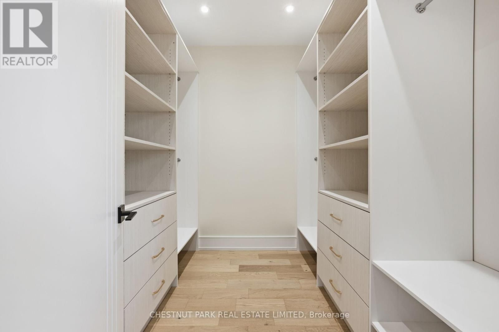 86 EDGECROFT ROAD Image 27