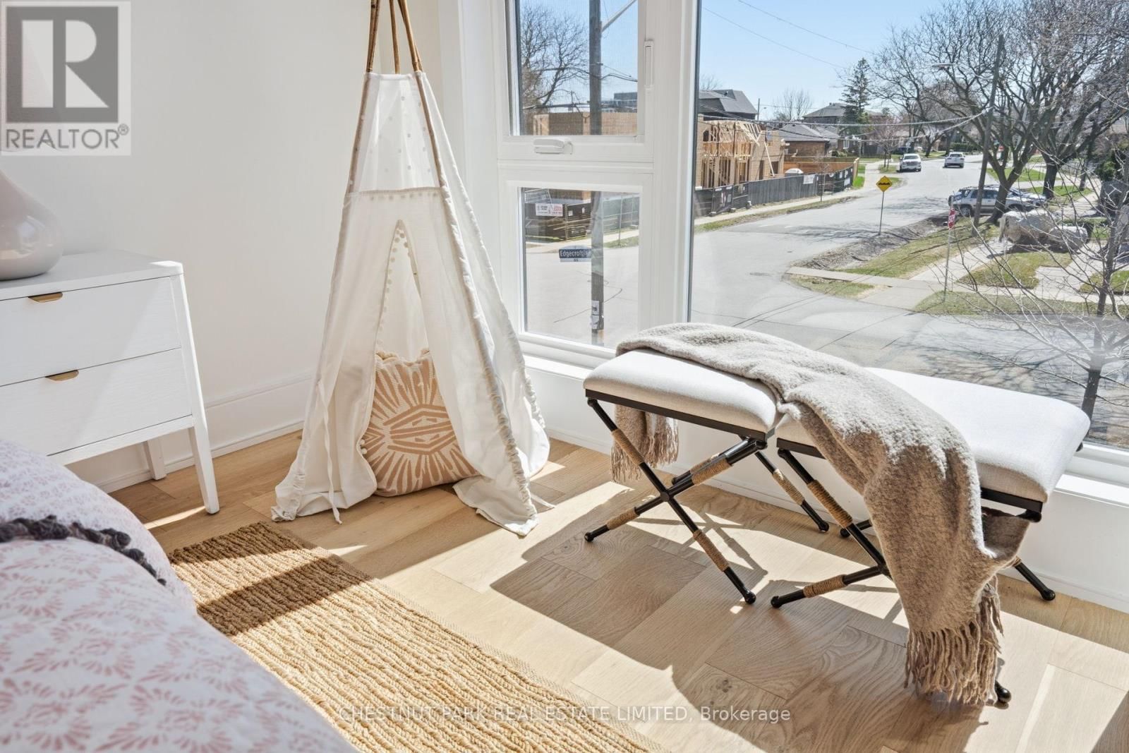 86 EDGECROFT ROAD Image 40