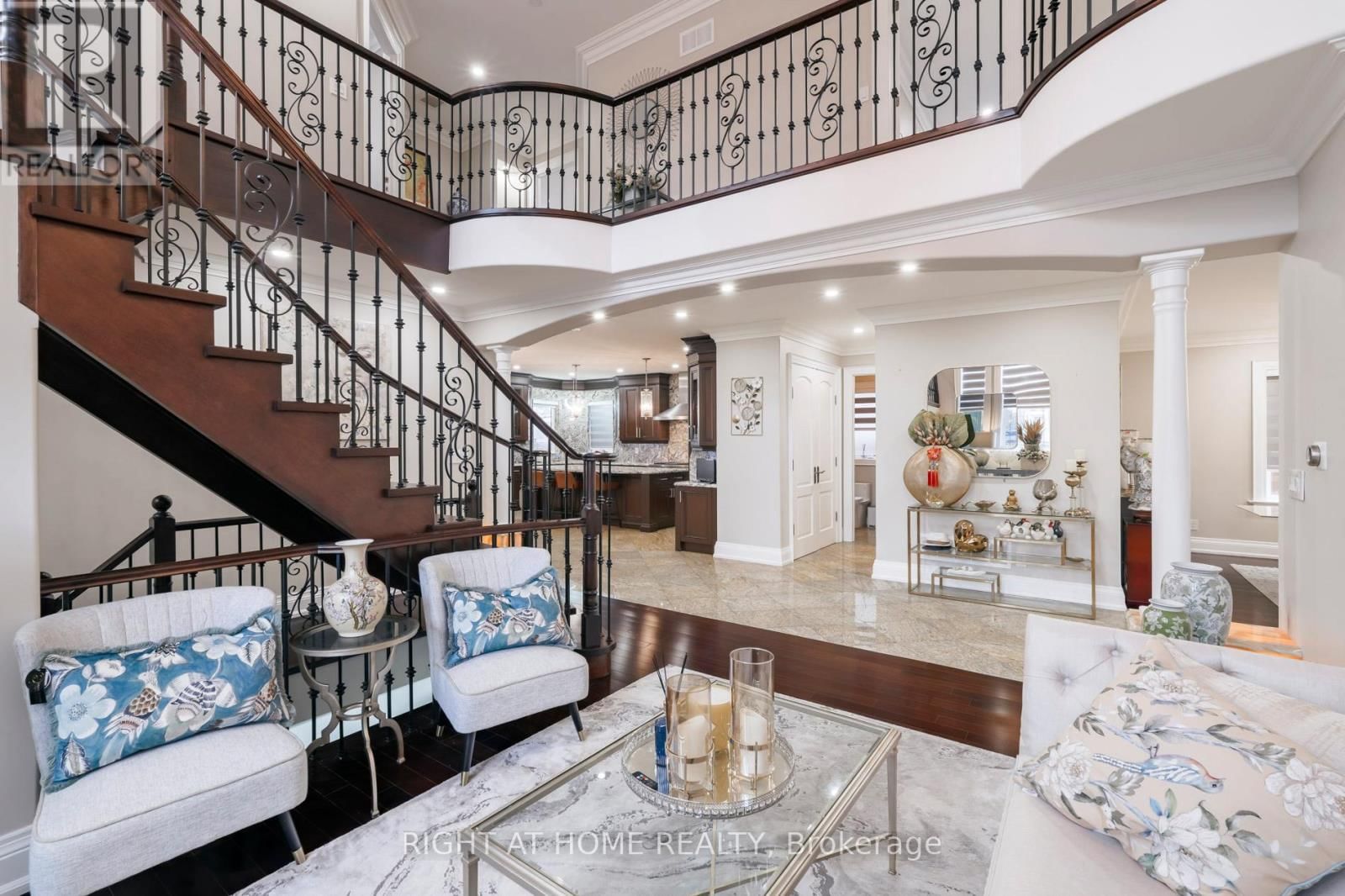 99 FAIRVIEW ROAD WEST Image 11