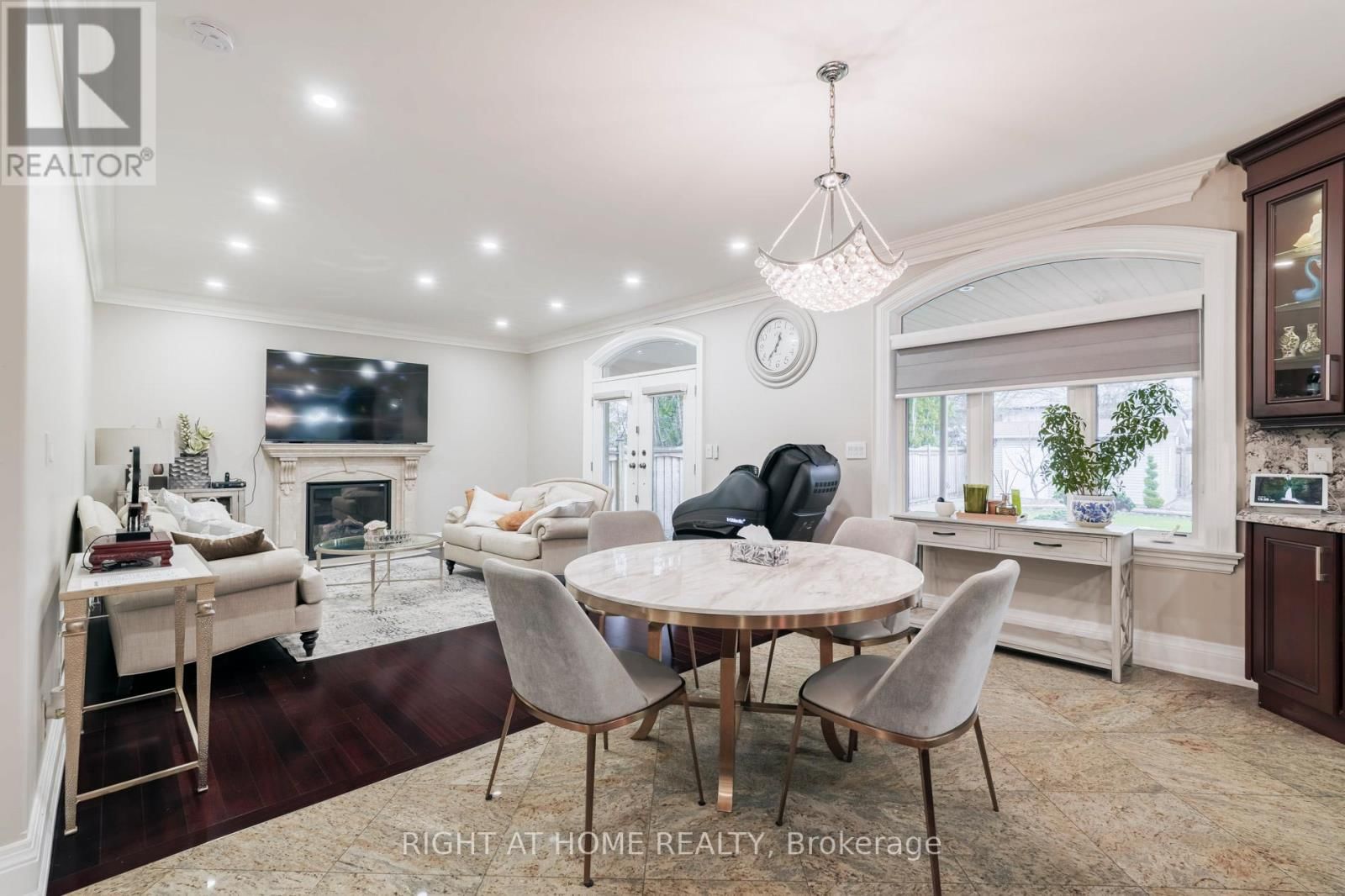 99 FAIRVIEW ROAD WEST Image 16