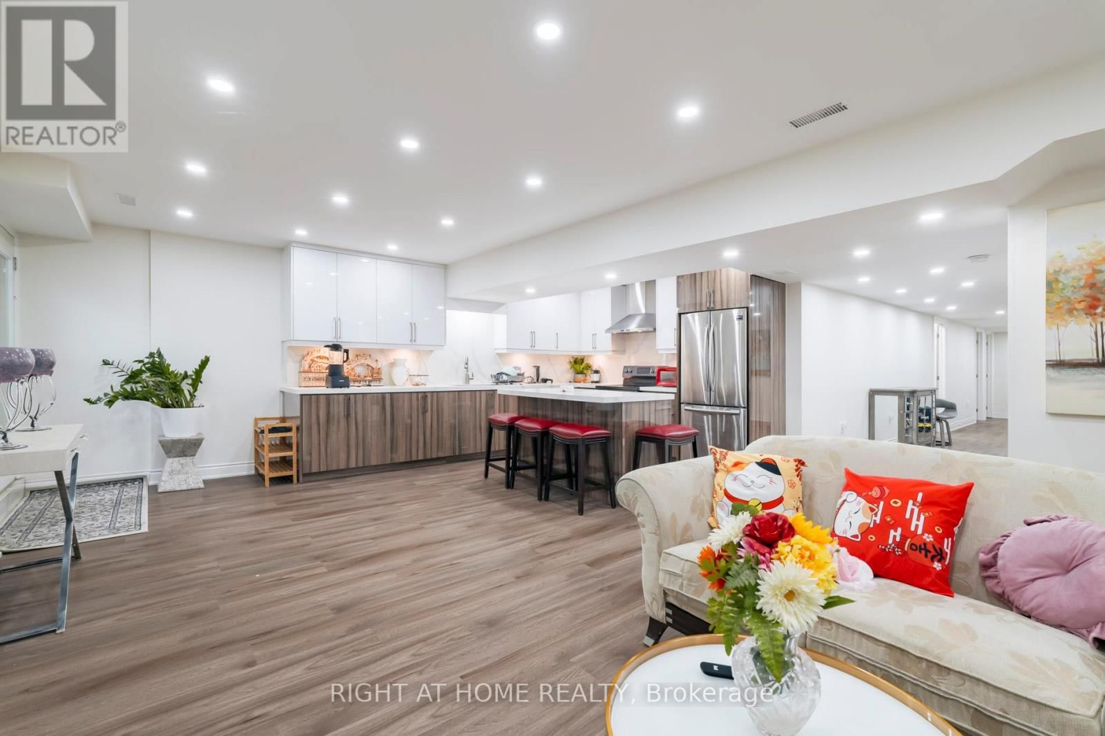 99 FAIRVIEW ROAD WEST Image 27