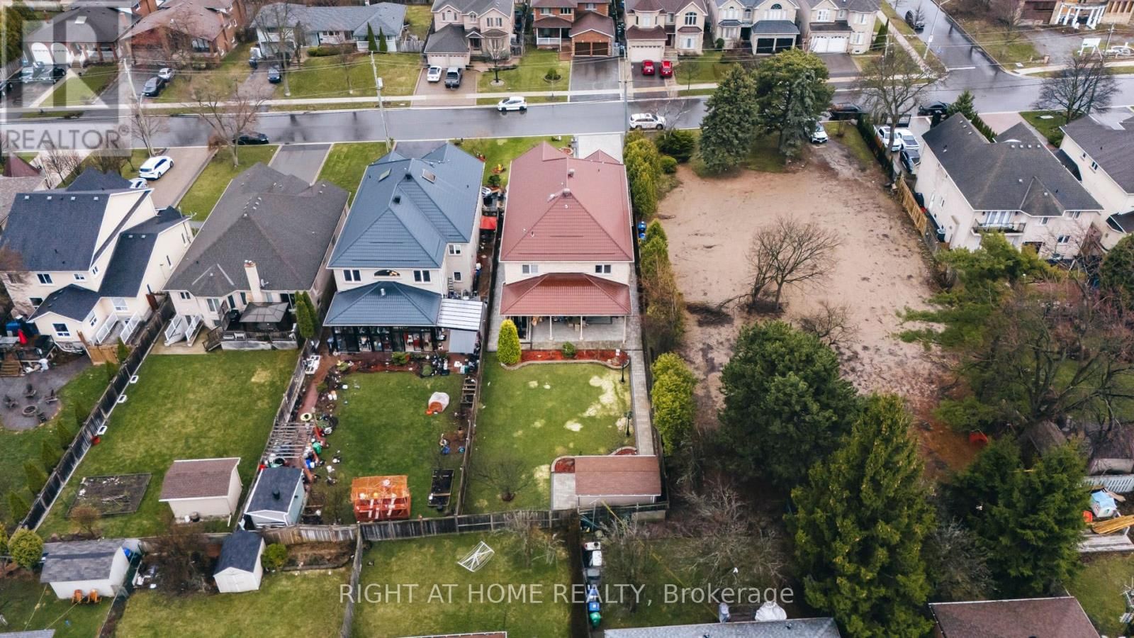 99 FAIRVIEW ROAD WEST Image 36