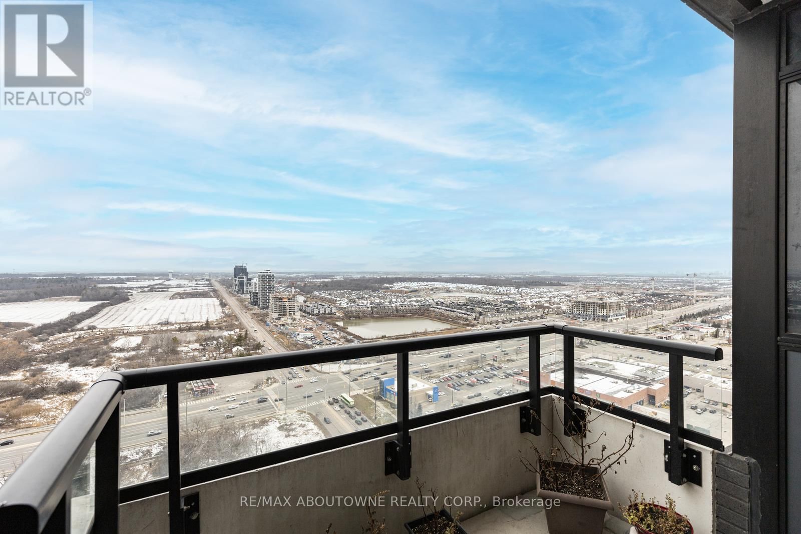 2207 - 297 OAK WALK DRIVE Image 7