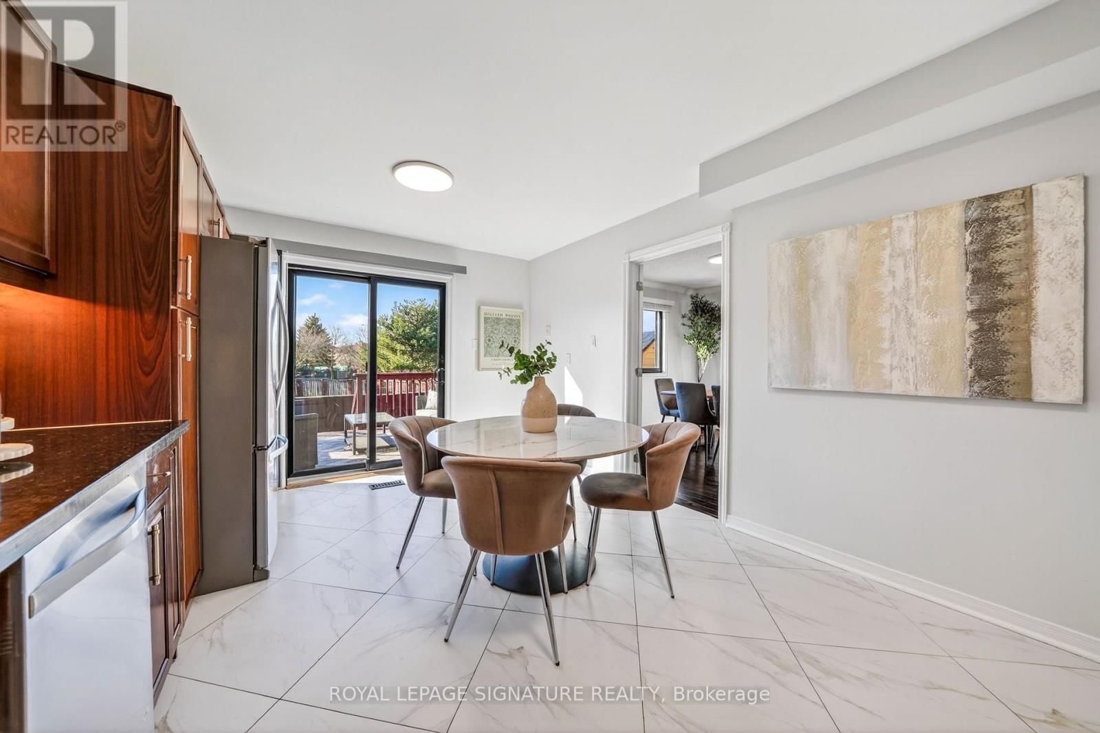 578 SILVERTHORNE CRESCENT Image 16