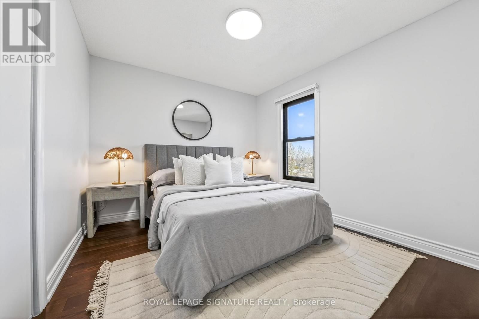 578 SILVERTHORNE CRESCENT Image 26