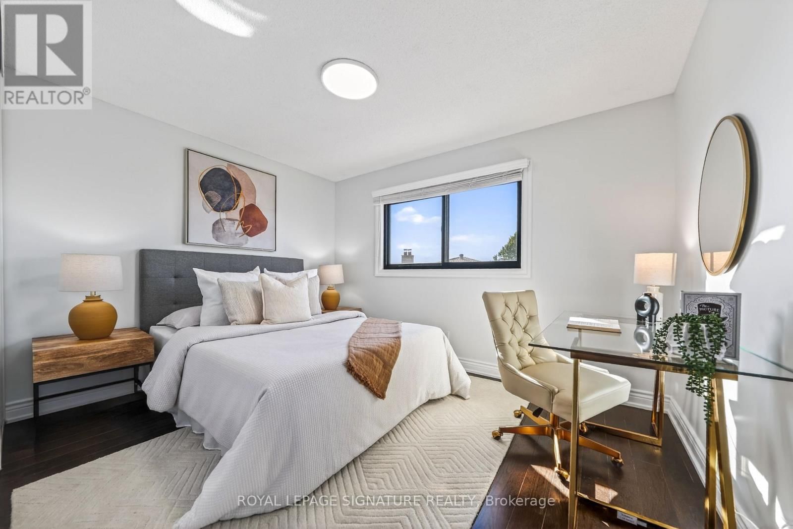 578 SILVERTHORNE CRESCENT Image 34