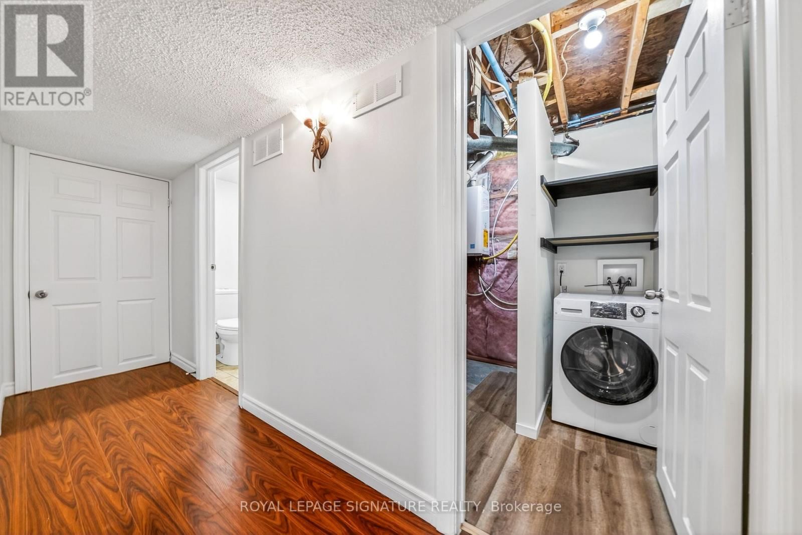 578 SILVERTHORNE CRESCENT Image 44