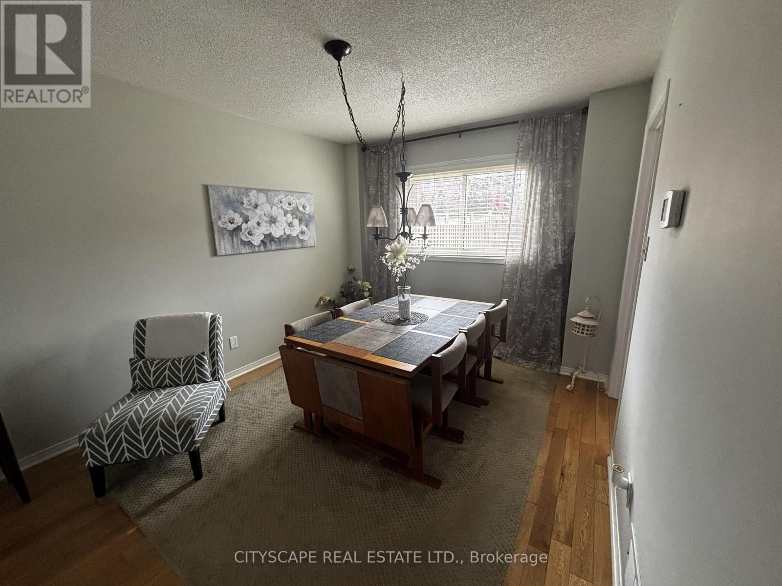 102 SNOWCAP ROAD Image 8