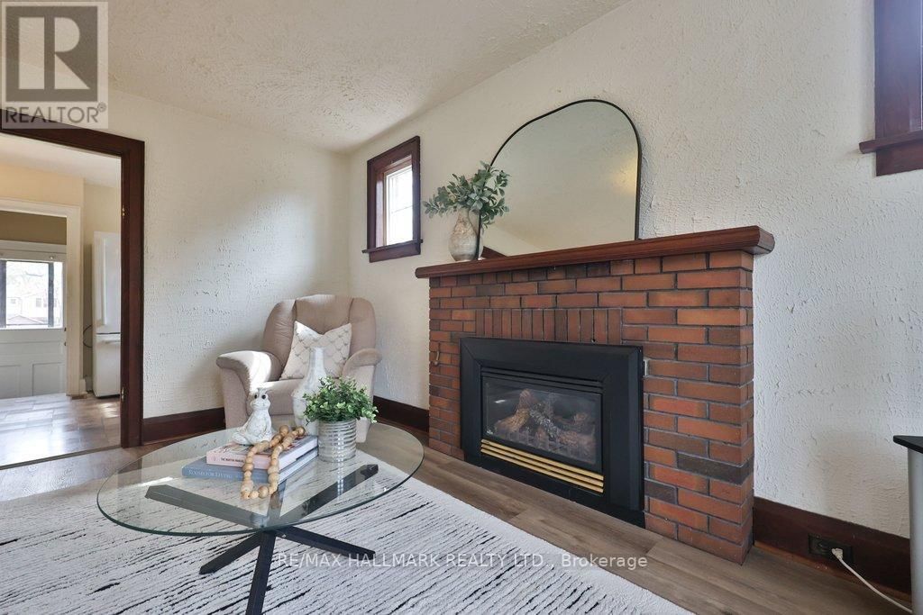 116 MILL STREET SOUTH Image 3