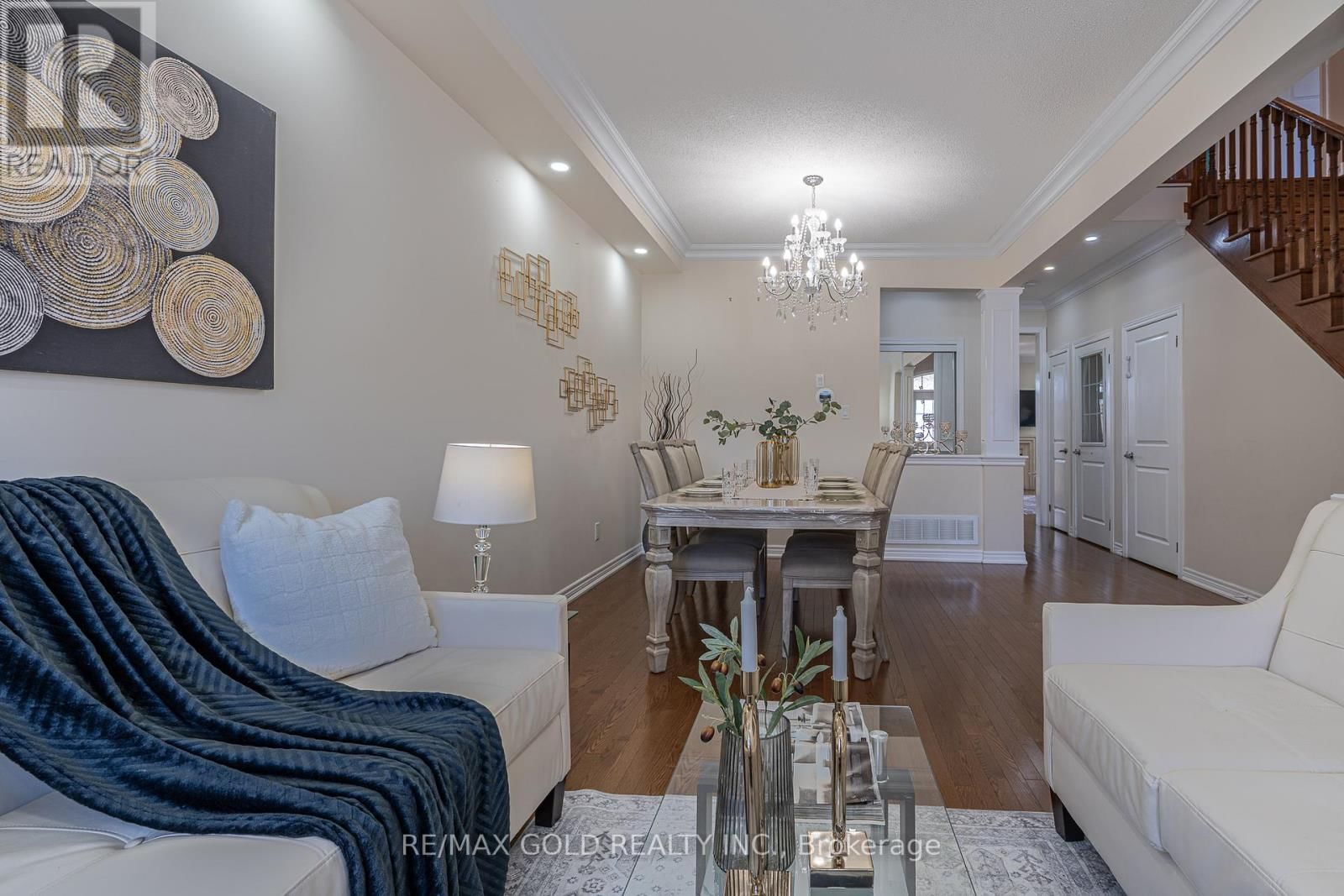 36 NAPERTON DRIVE Image 4