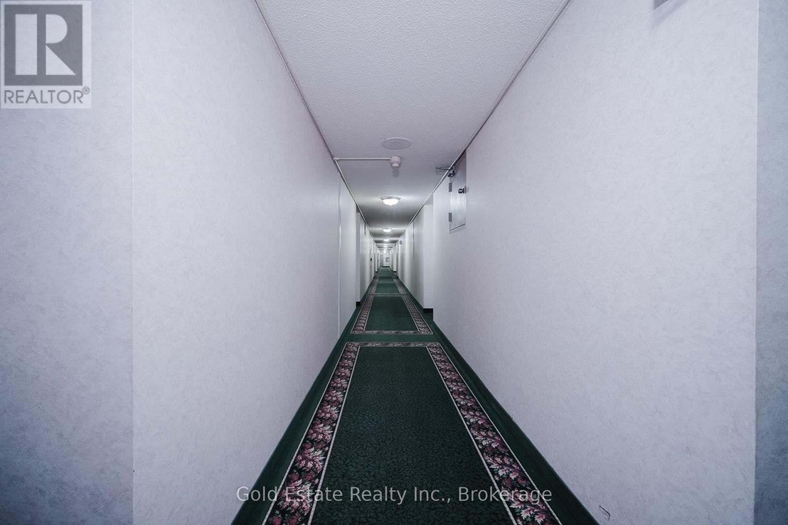 502 - 18 KNIGHTSBRIDGE ROAD Image 1