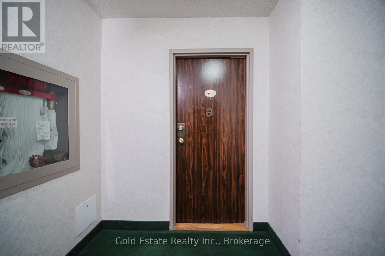 502 - 18 KNIGHTSBRIDGE ROAD Image 2