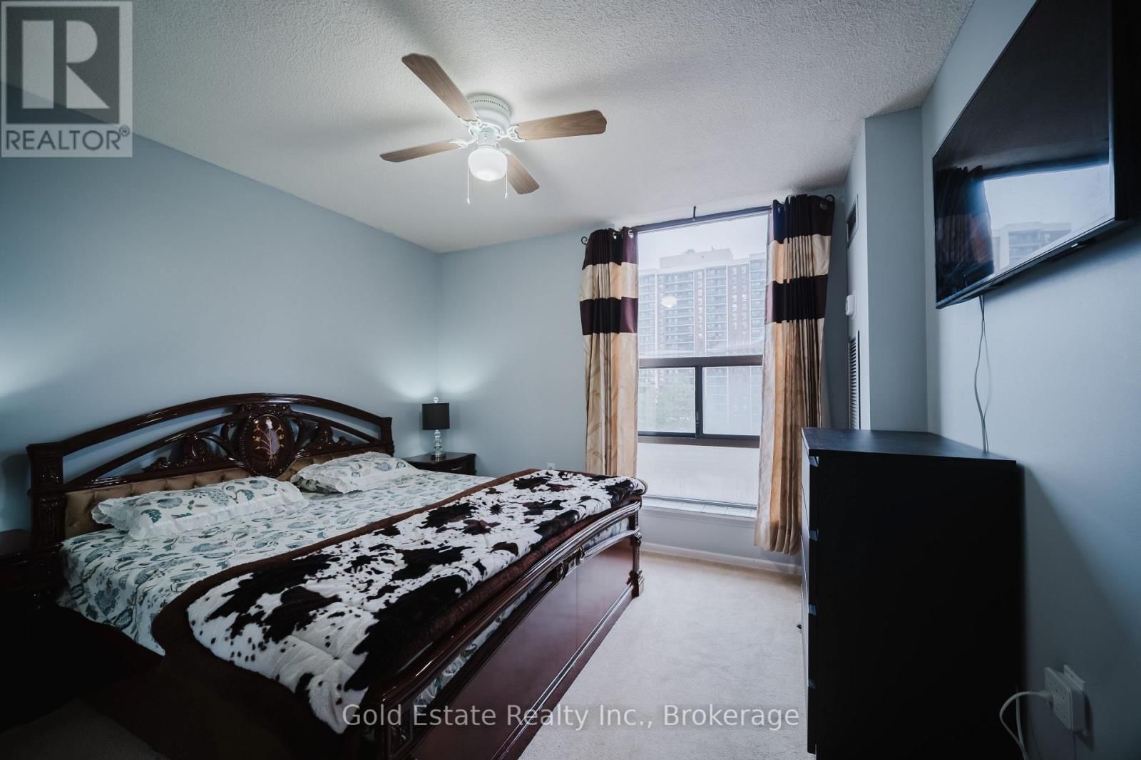 502 - 18 KNIGHTSBRIDGE ROAD Image 26