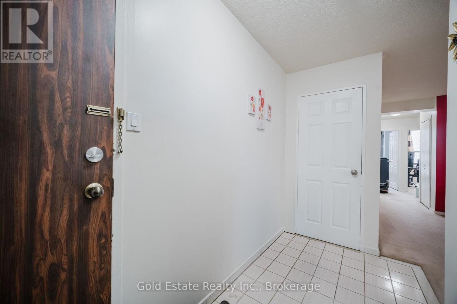 502 - 18 KNIGHTSBRIDGE ROAD Image 3