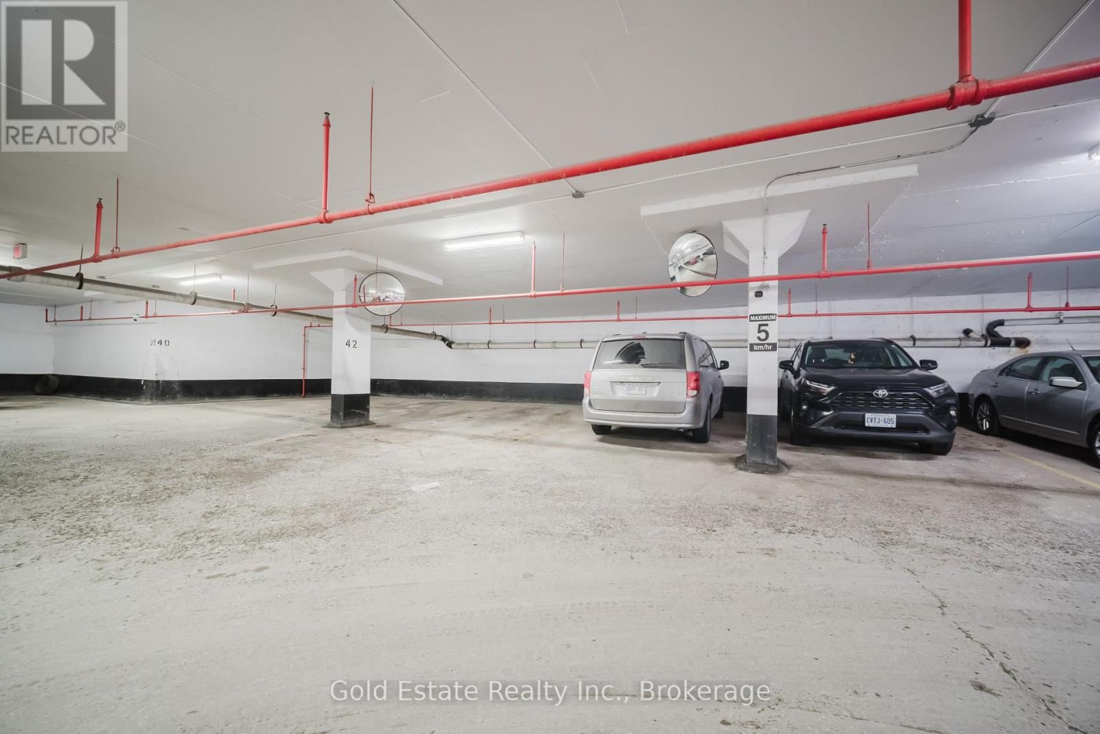 502 - 18 KNIGHTSBRIDGE ROAD Image 44