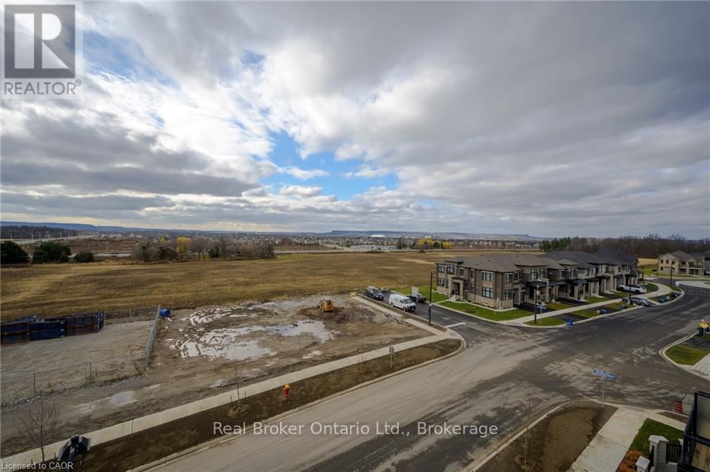 115 - 1565 ROSE WAY Image 22