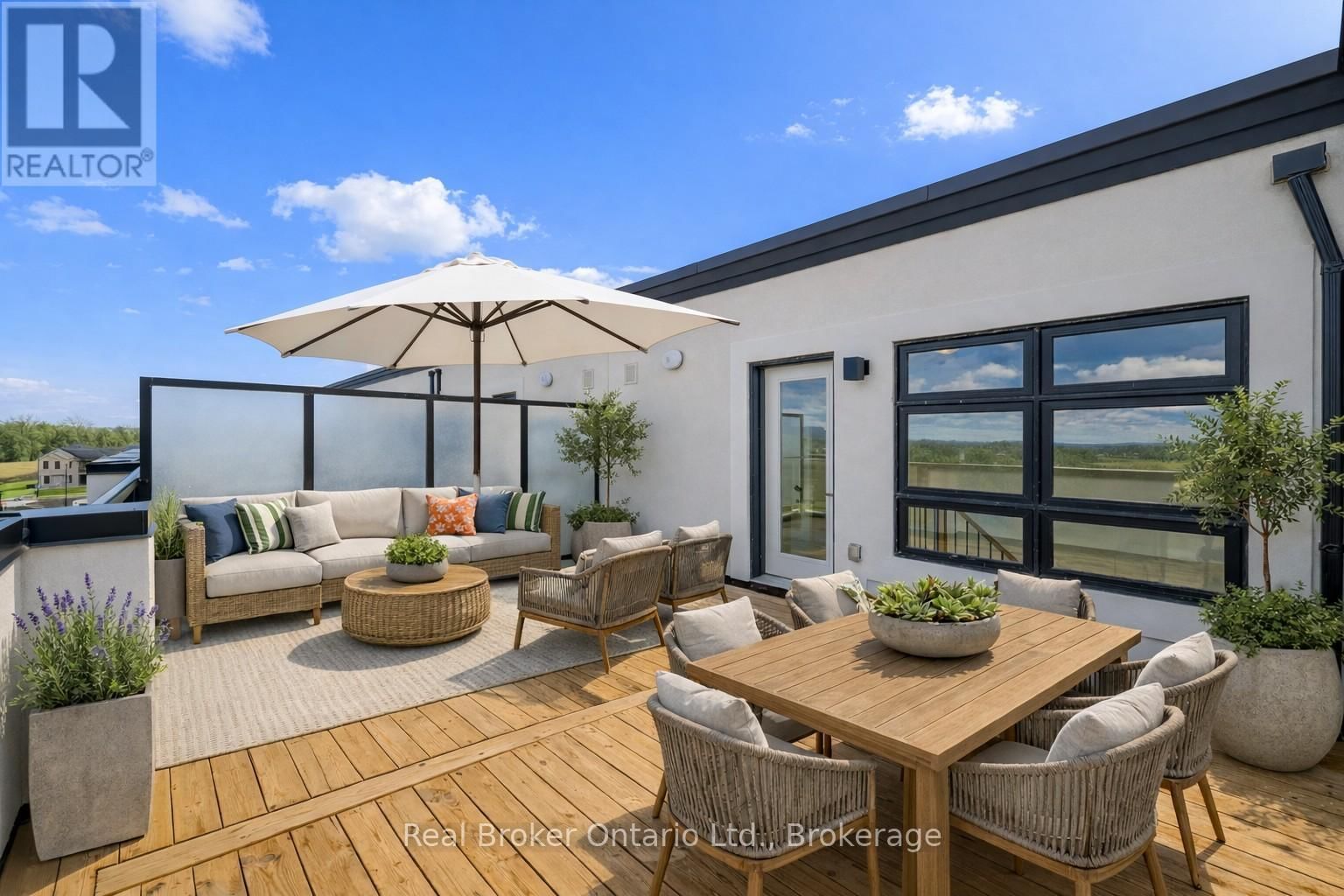 115 - 1565 ROSE WAY Image 3