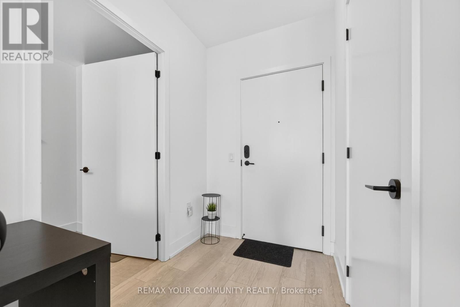 607 - 2450 OLD BRONTE ROAD Image 11