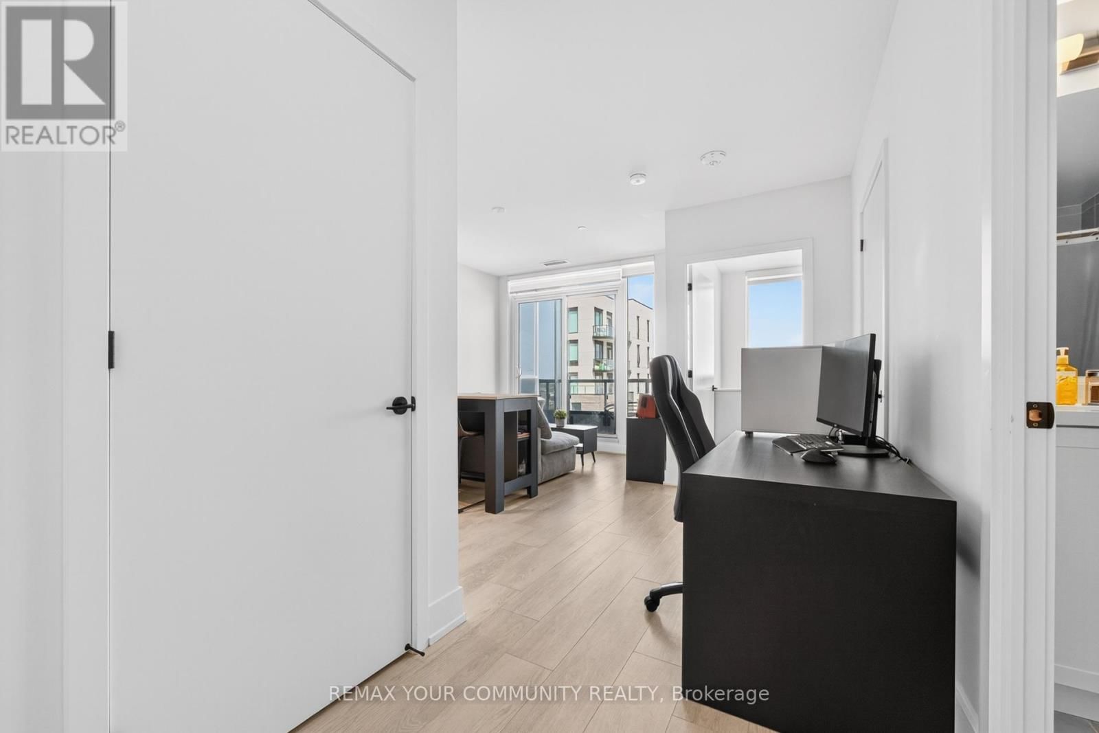 607 - 2450 OLD BRONTE ROAD Image 12