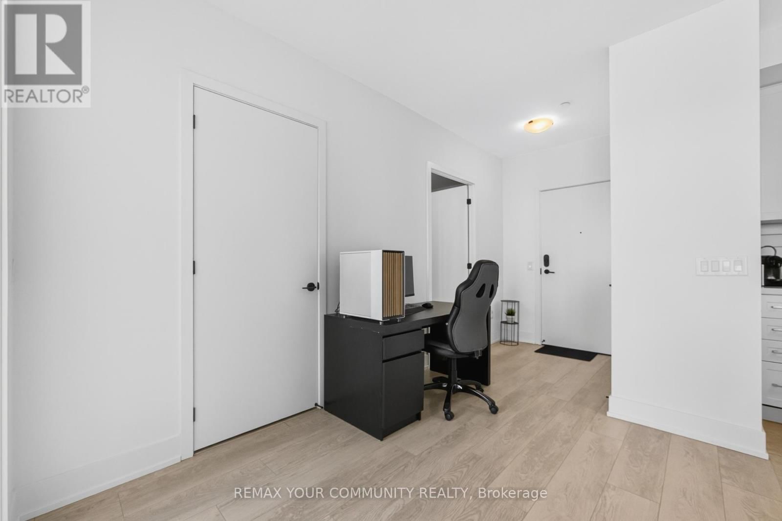 607 - 2450 OLD BRONTE ROAD Image 16