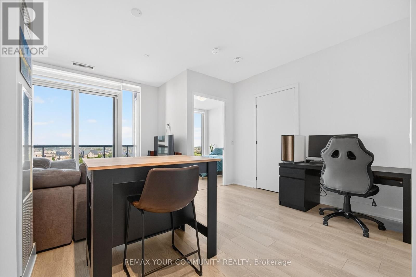 607 - 2450 OLD BRONTE ROAD Image 22