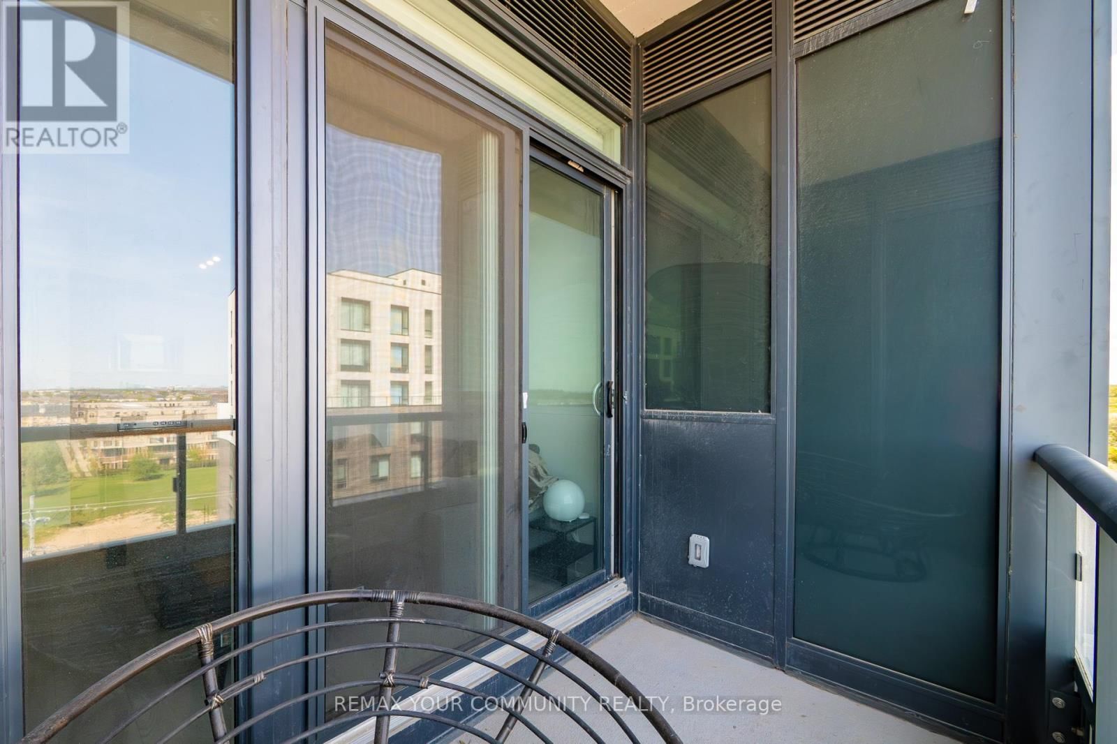 607 - 2450 OLD BRONTE ROAD Image 34