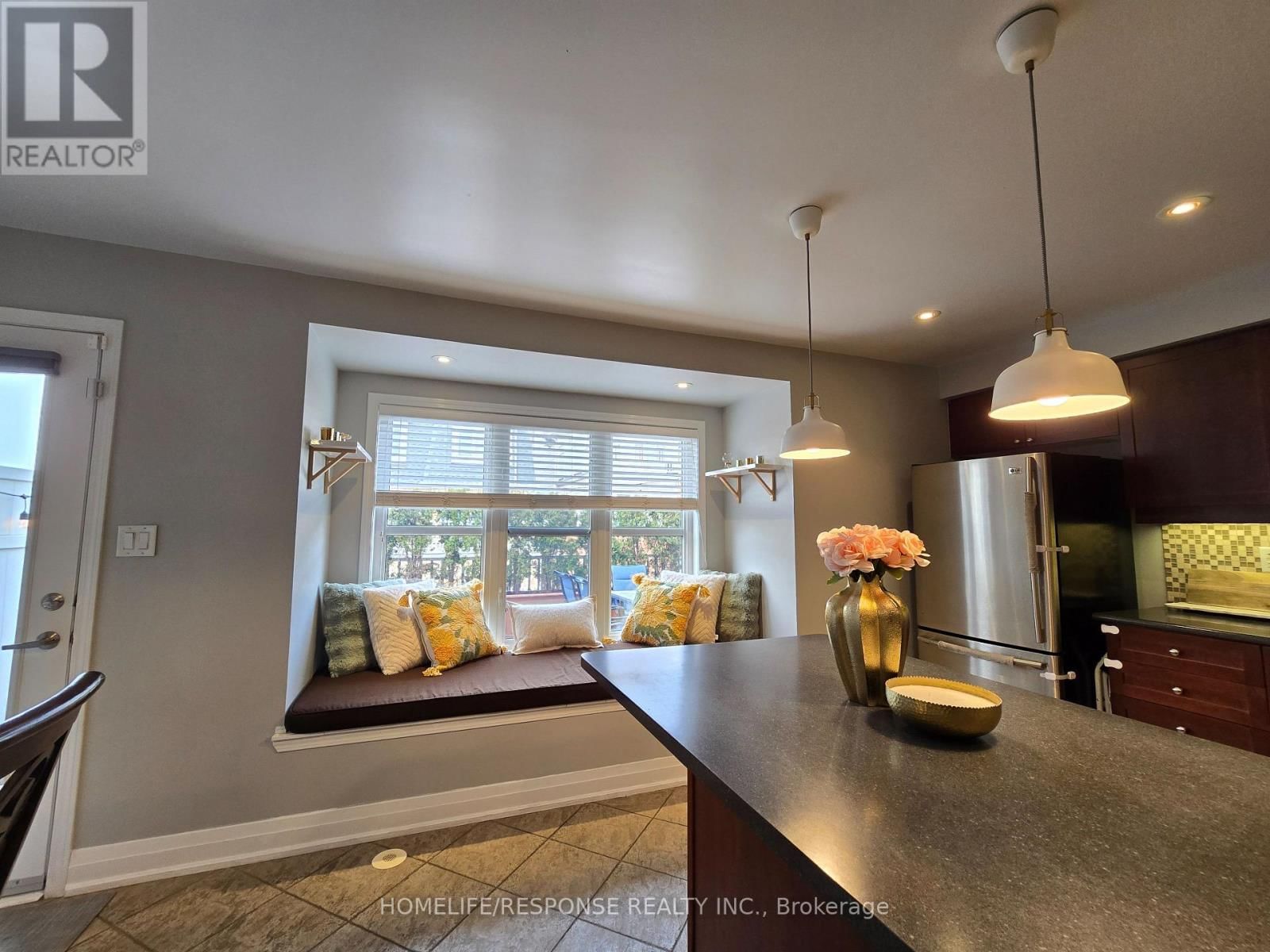 635 SCOTT BOULEVARD Image 18