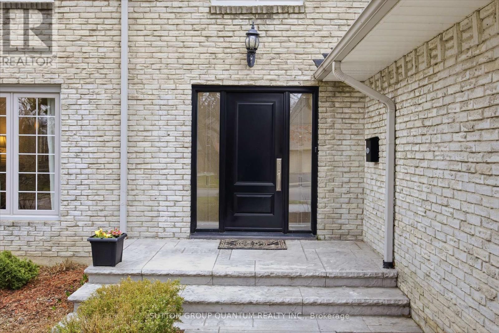 2509 KING FORREST DRIVE Image 3