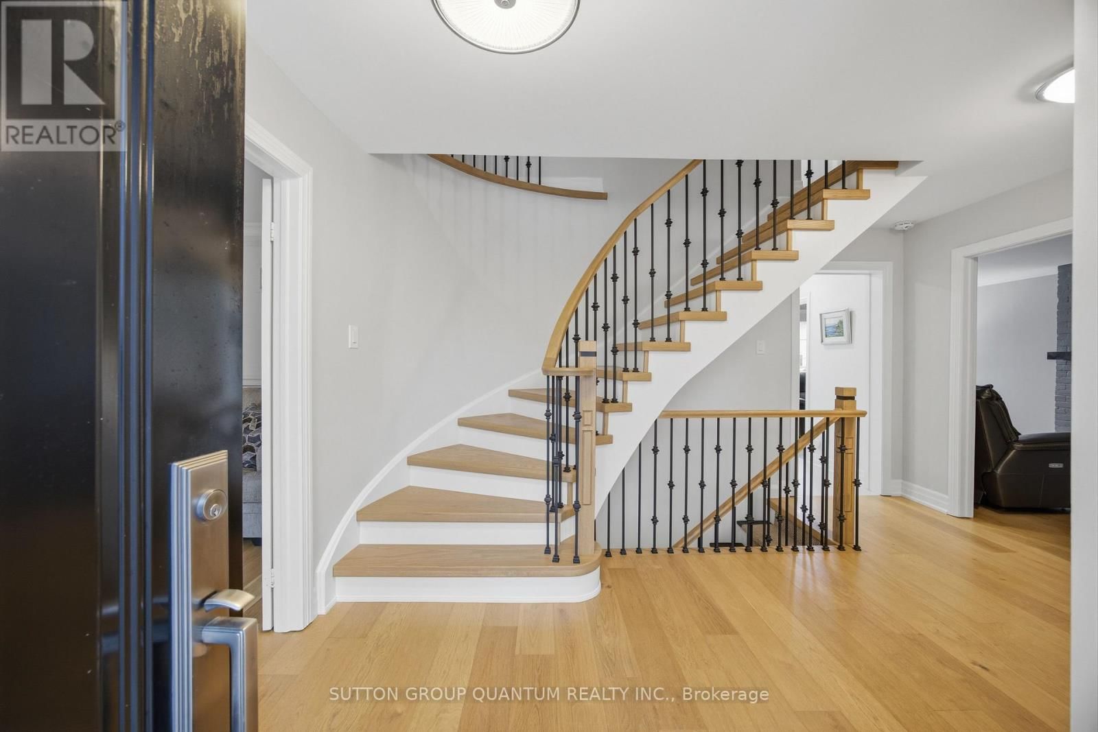 2509 KING FORREST DRIVE Image 4