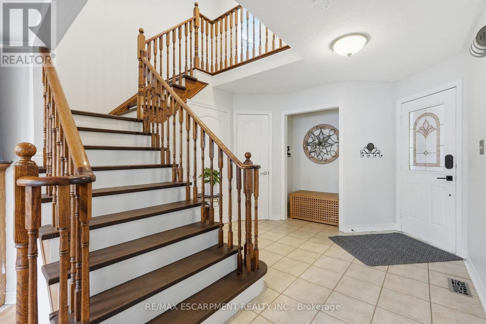 5189 BLUE SPRUCE AVENUE Image 5