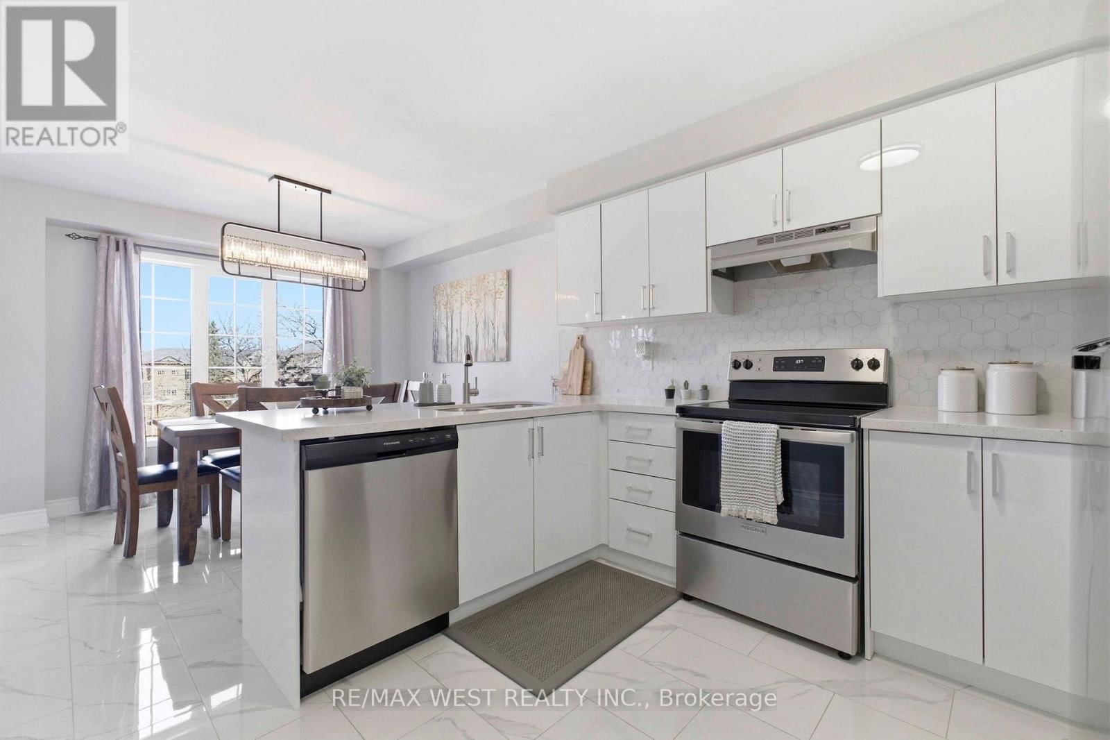 80 - 57 BRICKYARD WAY Image 9