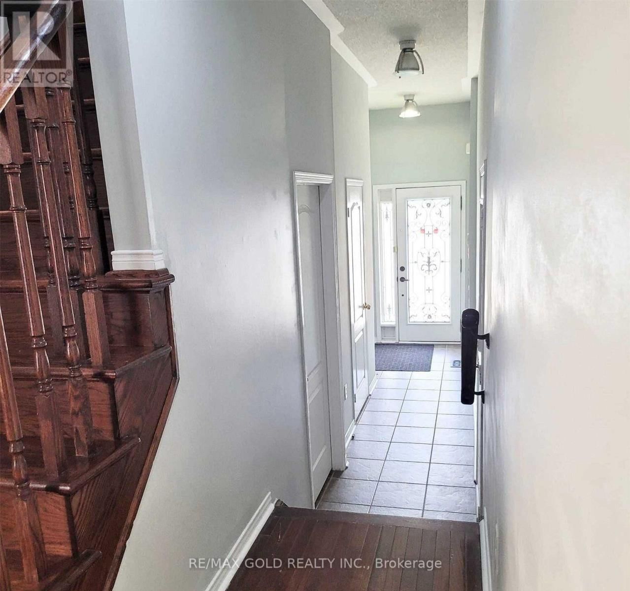 Upper - 10 PALLESCHI DRIVE Image 2