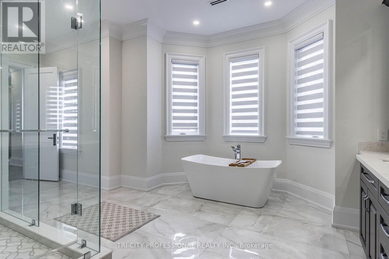 27 MORRIS COURT Image 41