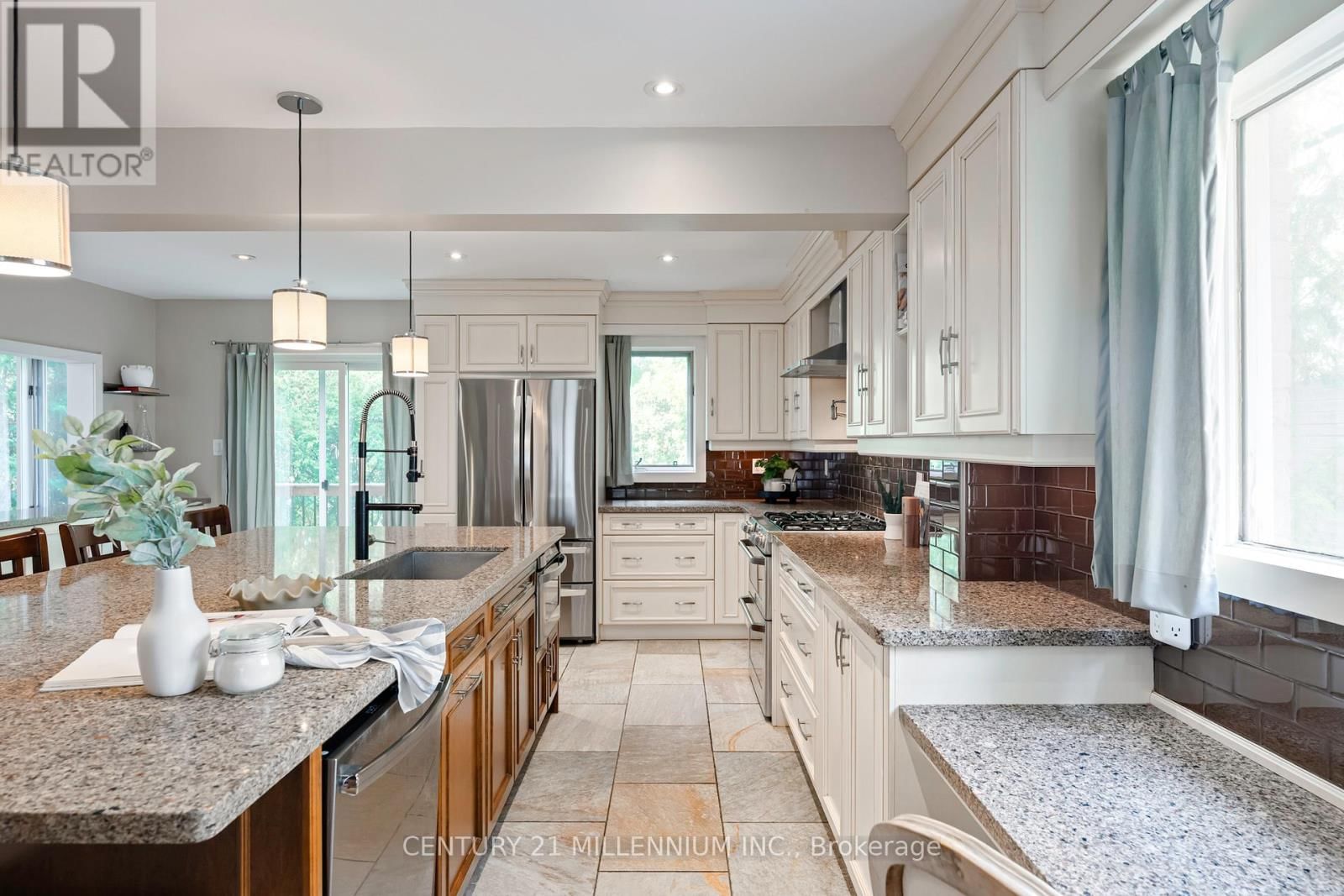 174 LISA MARIE DRIVE Image 9