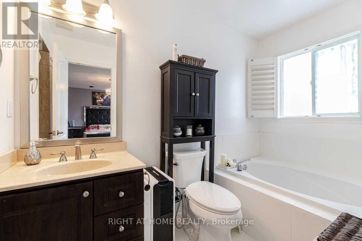 59 LORMEL GATE Image 22