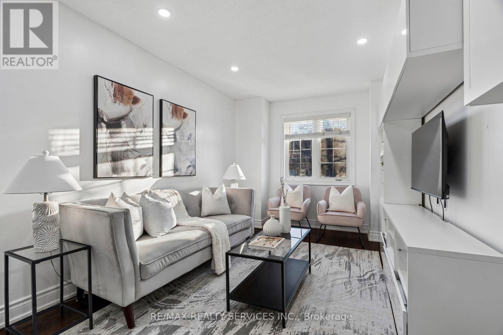 131 CHARLTON SETTLEMENT AVENUE Image 6