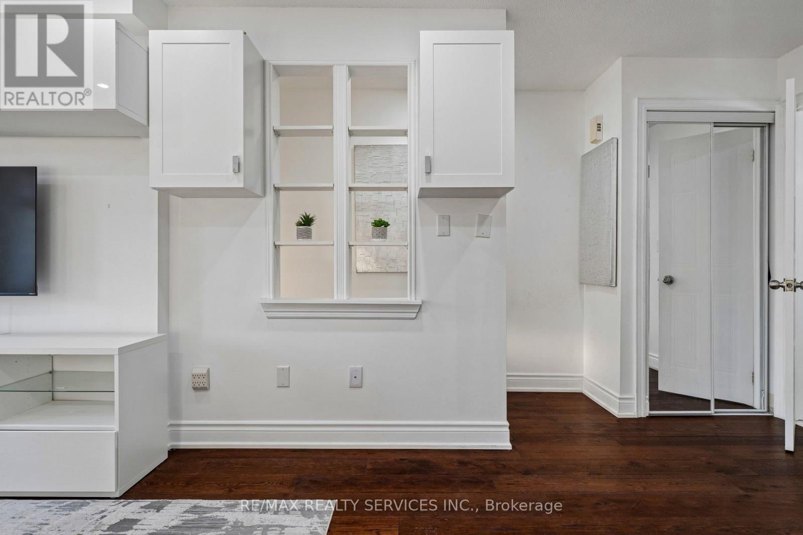 131 CHARLTON SETTLEMENT AVENUE Image 7