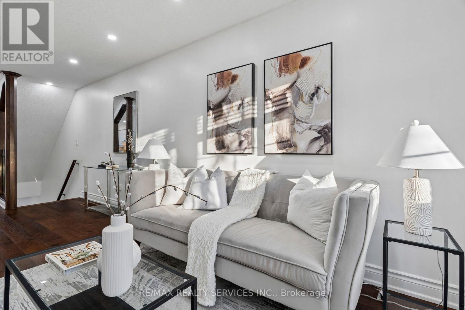 131 CHARLTON SETTLEMENT AVENUE Image 8