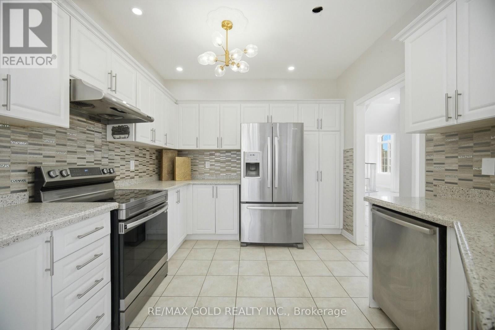 26 GOREVALE DRIVE Image 12