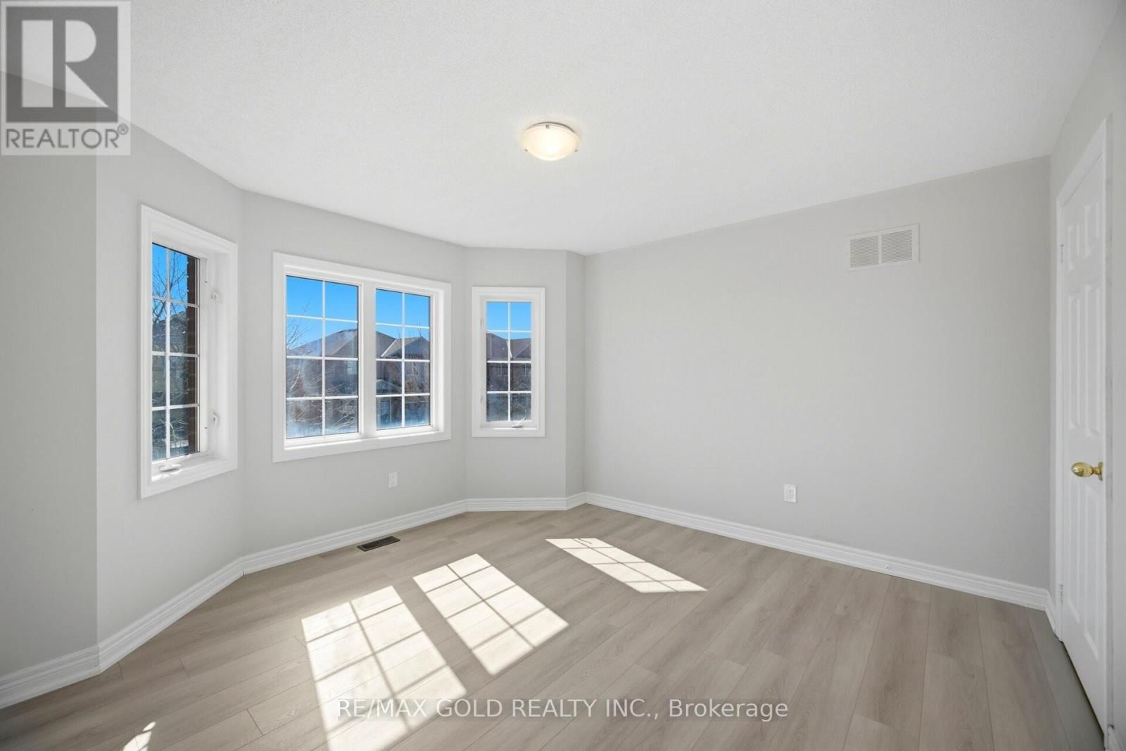 26 GOREVALE DRIVE Image 24