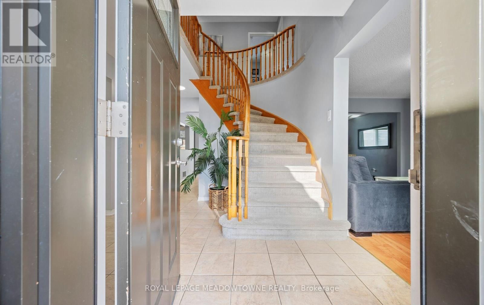 16 COX CRESCENT Image 5