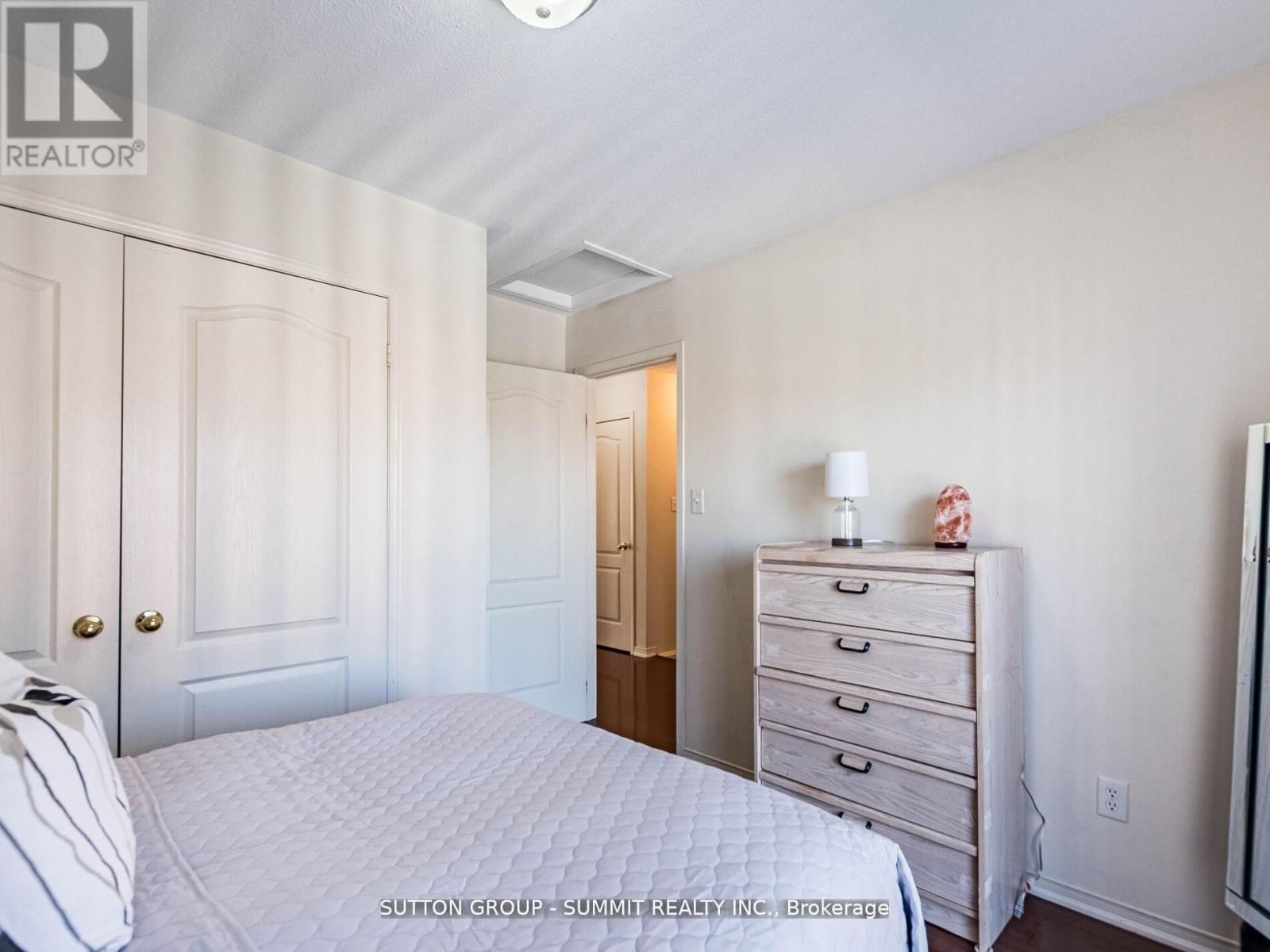 11 - 5035 NINTH LINE Image 32